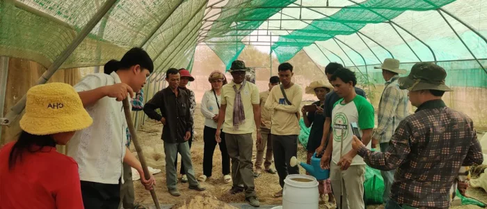 young-volunteers-planting-trees-in-green-park-toge